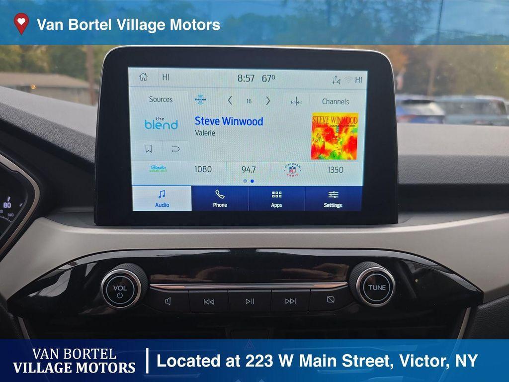 used 2022 Ford Escape car, priced at $21,900