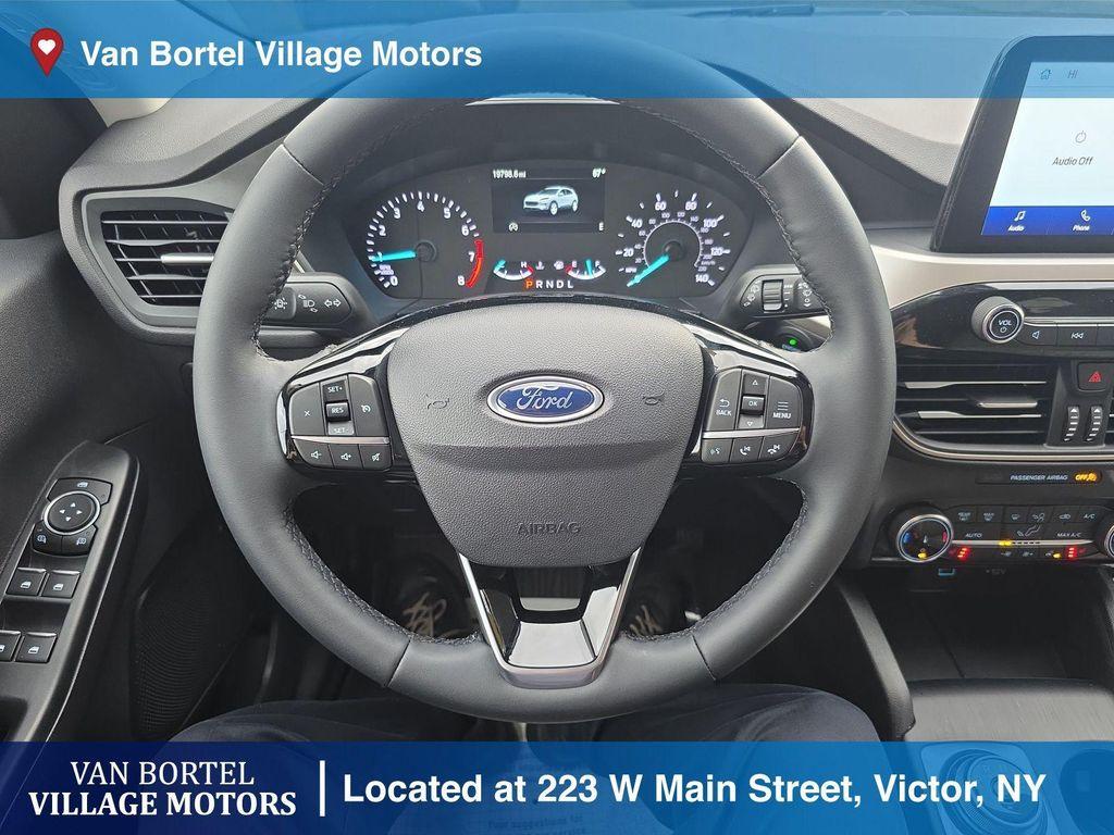 used 2022 Ford Escape car, priced at $21,900