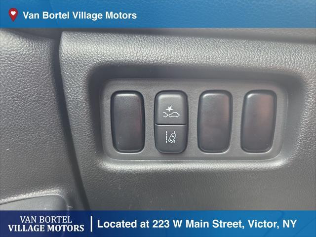 used 2021 Mitsubishi Outlander Sport car, priced at $16,900
