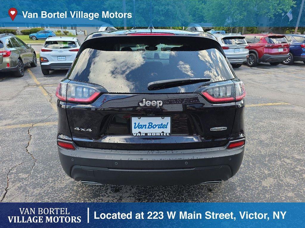 used 2021 Jeep Cherokee car, priced at $22,900