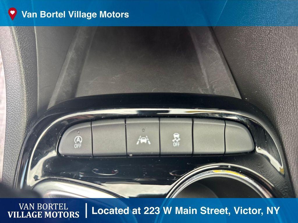 used 2025 Buick Encore GX car, priced at $21,900