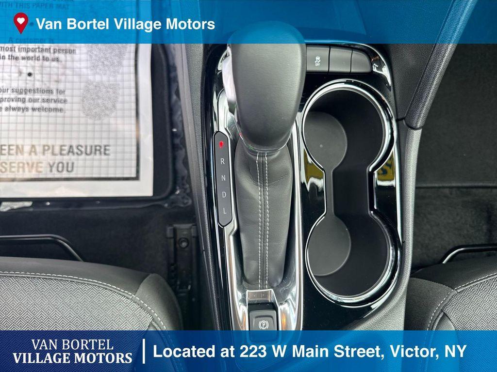 used 2025 Buick Encore GX car, priced at $21,900