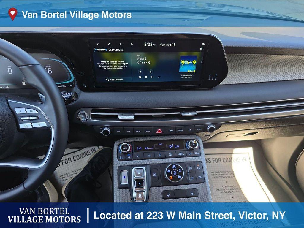 used 2024 Hyundai Palisade car, priced at $37,900
