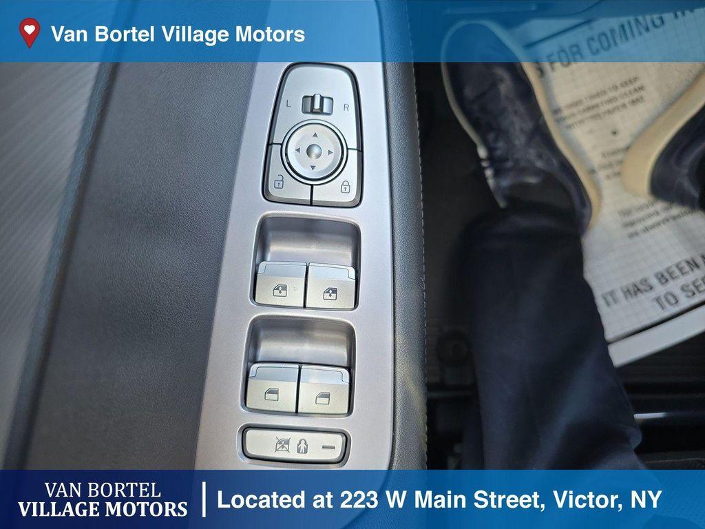 used 2024 Hyundai Palisade car, priced at $37,900