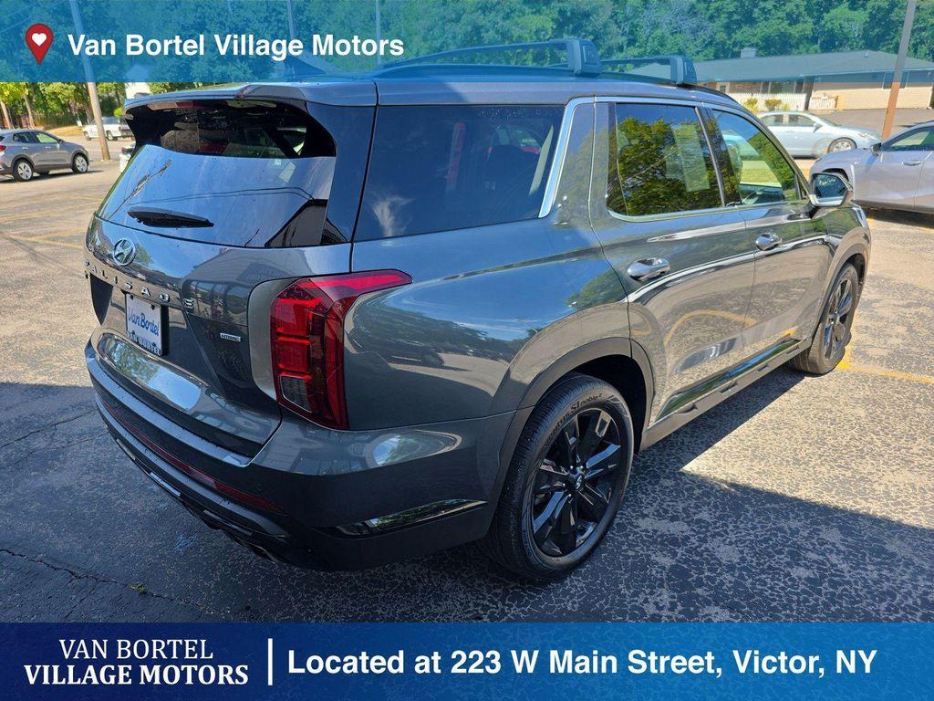used 2024 Hyundai Palisade car, priced at $37,900