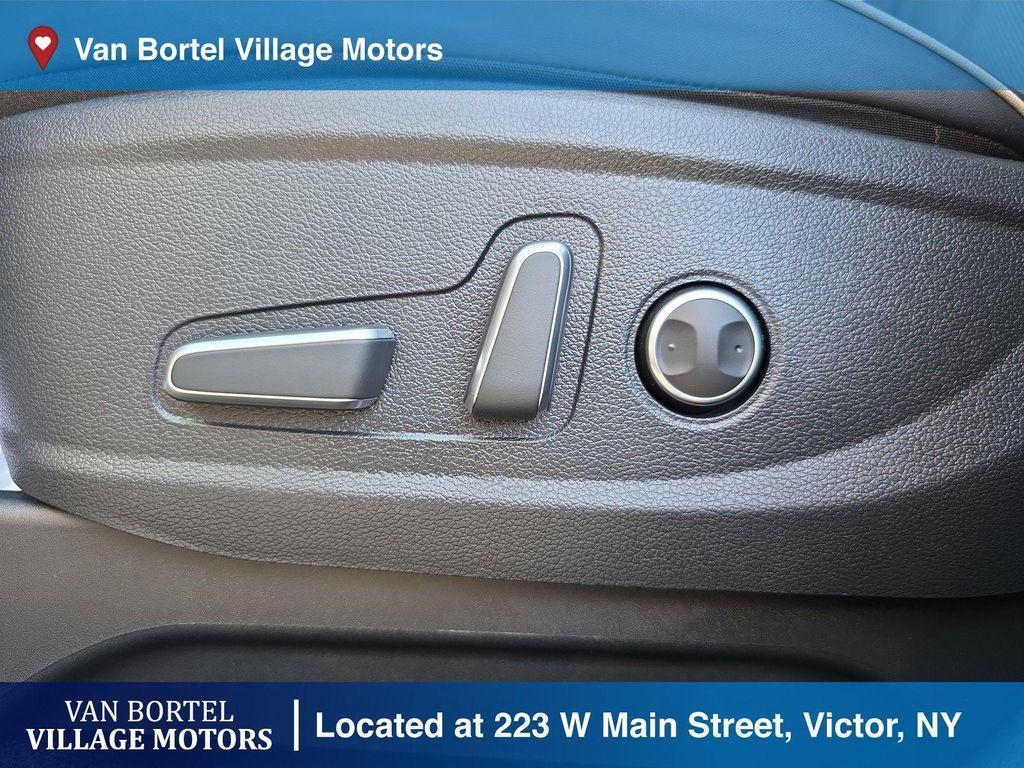 used 2024 Hyundai Palisade car, priced at $37,900