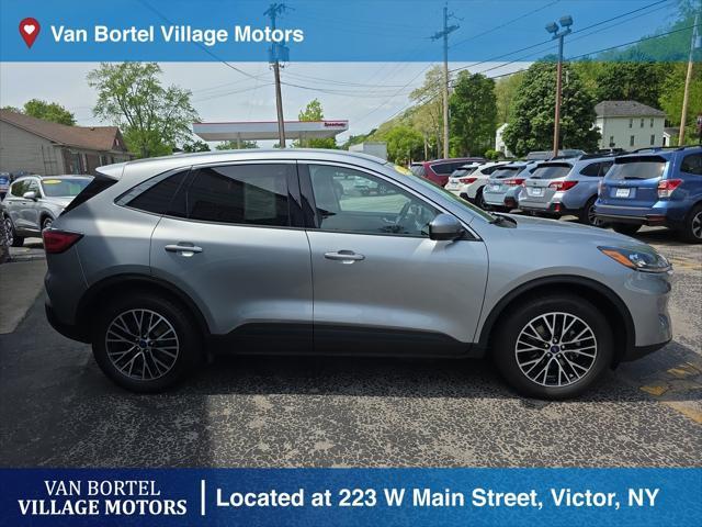 used 2022 Ford Escape car, priced at $22,900