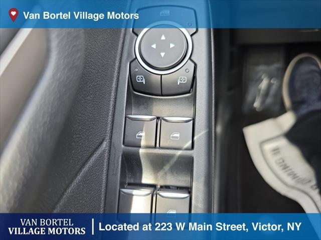 used 2022 Ford Escape car, priced at $22,900