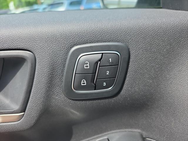 used 2022 Ford Escape car, priced at $23,500