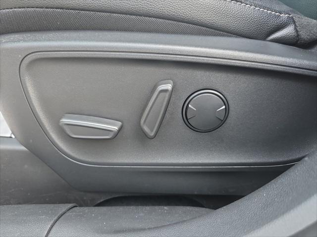 used 2022 Ford Escape car, priced at $23,500