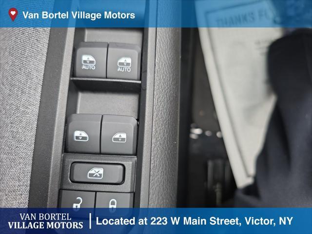 used 2022 Jeep Compass car, priced at $22,900