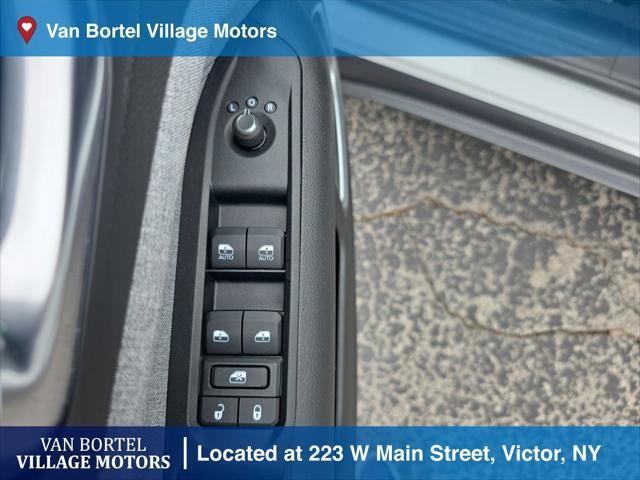 used 2022 Jeep Compass car, priced at $22,900