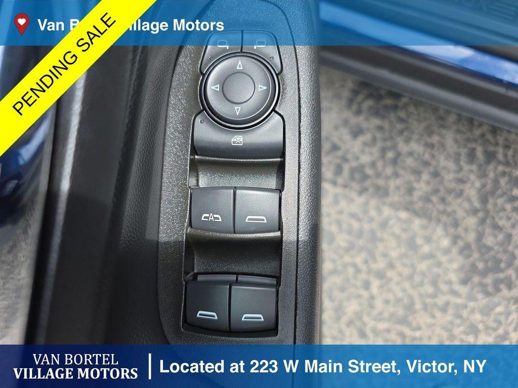 used 2022 Chevrolet Equinox car, priced at $20,900