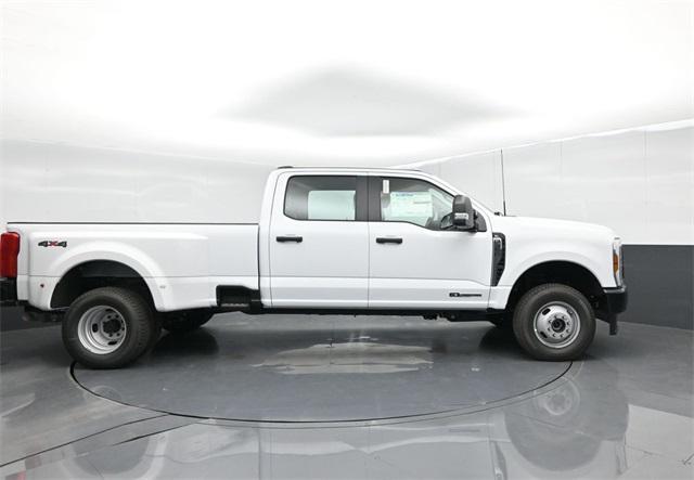 new 2025 Ford F-350 car, priced at $64,940