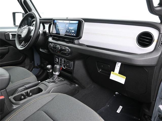 new 2025 Jeep Wrangler car, priced at $47,583