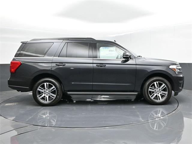 new 2024 Ford Expedition car, priced at $53,390