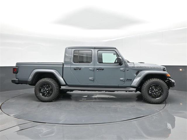 new 2025 Jeep Gladiator car, priced at $40,038