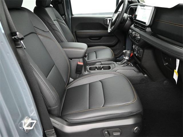 new 2025 Jeep Gladiator car, priced at $40,038