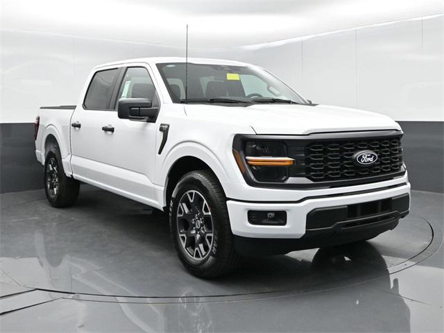 new 2025 Ford F-150 car, priced at $39,740