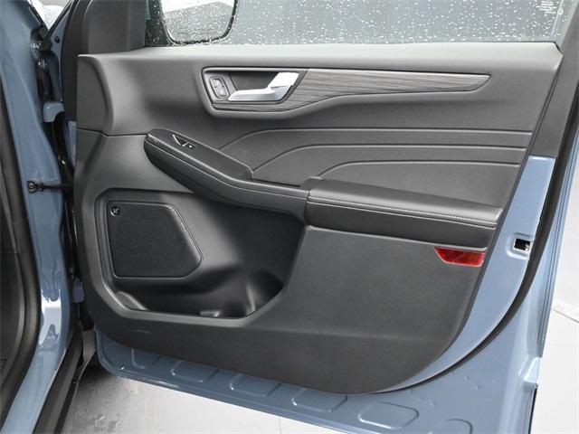 new 2025 Ford Escape PHEV car, priced at $36,141