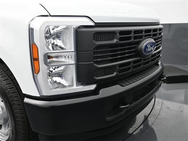 new 2024 Ford F-350 car, priced at $41,112