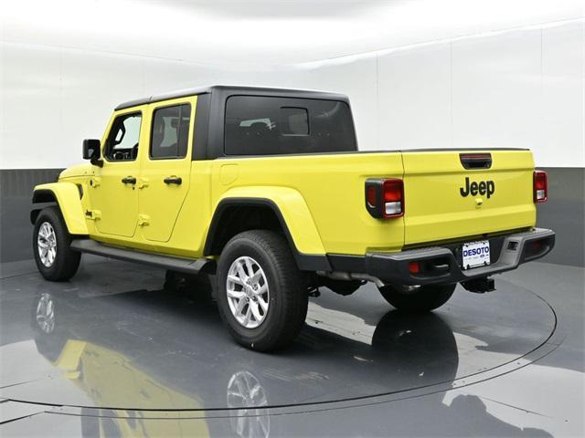 new 2023 Jeep Gladiator car, priced at $39,701