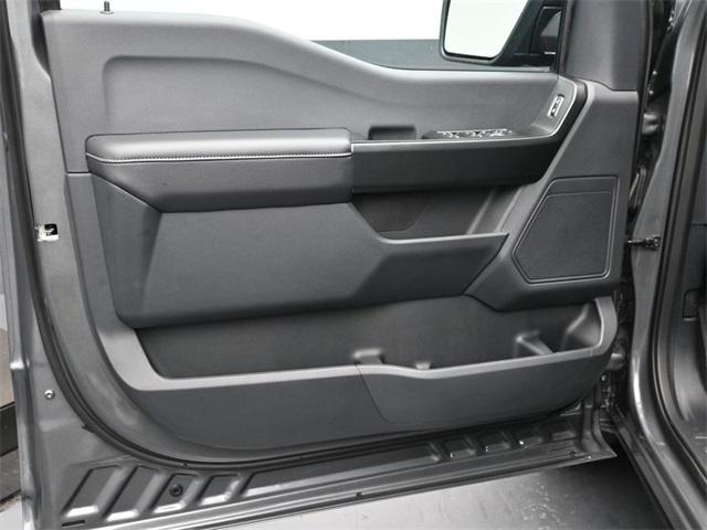 new 2025 Ford F-150 car, priced at $38,960