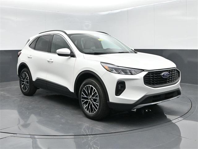 new 2025 Ford Escape PHEV car, priced at $34,585
