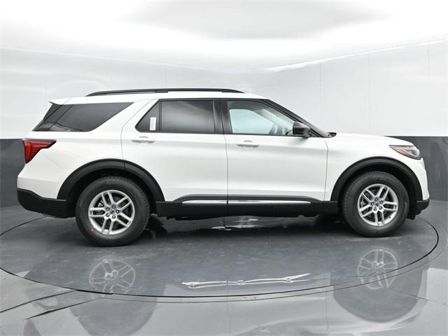 new 2025 Ford Explorer car, priced at $43,193