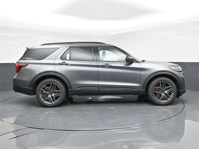 new 2025 Ford Explorer car, priced at $45,653