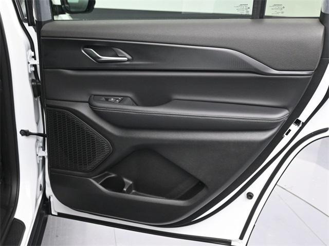 new 2025 Jeep Grand Cherokee L car, priced at $43,378