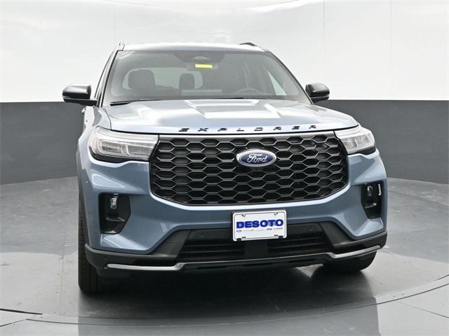 new 2025 Ford Explorer car, priced at $46,572