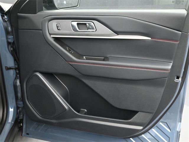 new 2025 Ford Explorer car, priced at $46,572