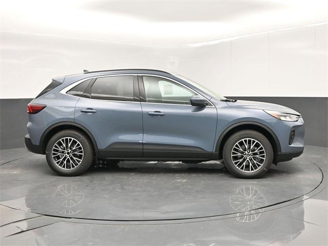 new 2025 Ford Escape PHEV car, priced at $24,744