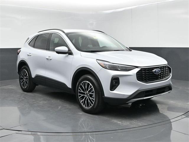 new 2025 Ford Escape PHEV car, priced at $28,174