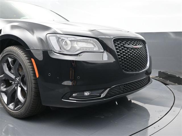 new 2023 Chrysler 300 car, priced at $36,340