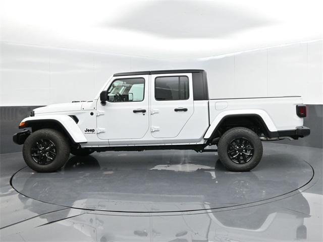 new 2023 Jeep Gladiator car, priced at $39,238