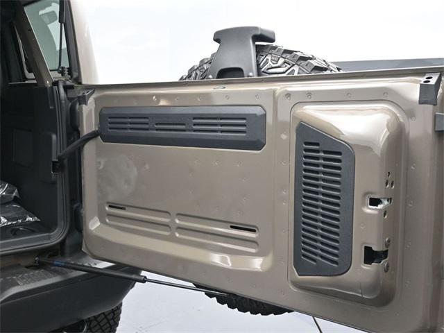 new 2025 Ford Bronco car, priced at $55,851