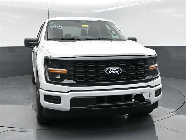 new 2025 Ford F-150 car, priced at $38,960