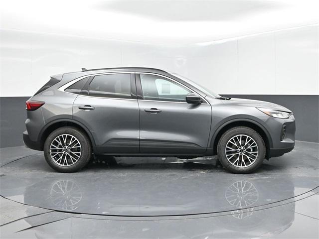 new 2025 Ford Escape PHEV car, priced at $33,252