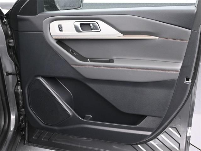 new 2025 Ford Explorer car, priced at $42,338