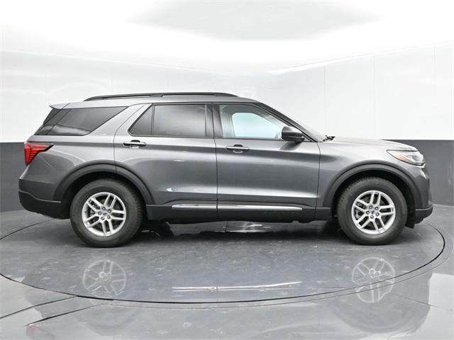 new 2025 Ford Explorer car, priced at $42,338