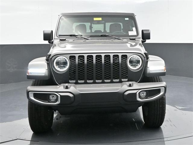 new 2023 Jeep Gladiator car, priced at $39,701