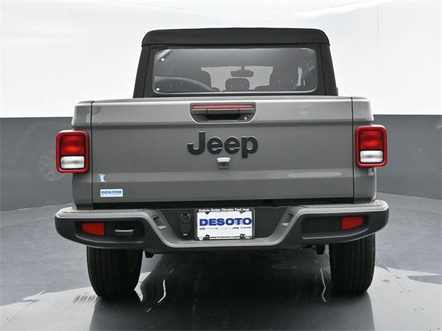 new 2023 Jeep Gladiator car, priced at $40,011