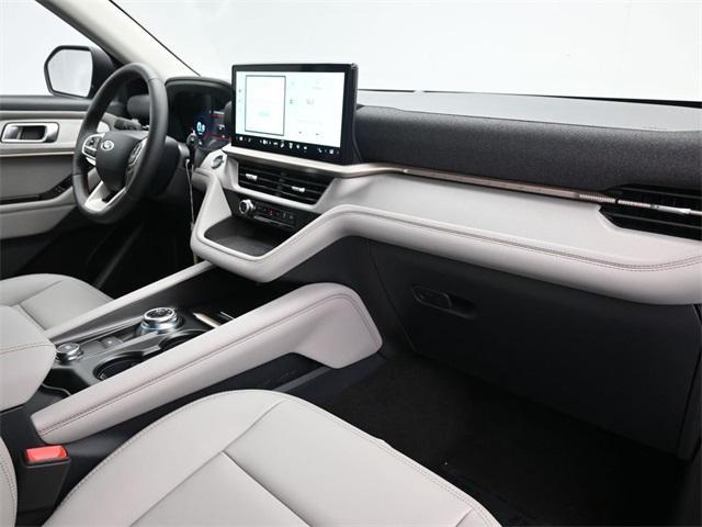 new 2025 Ford Explorer car, priced at $42,061