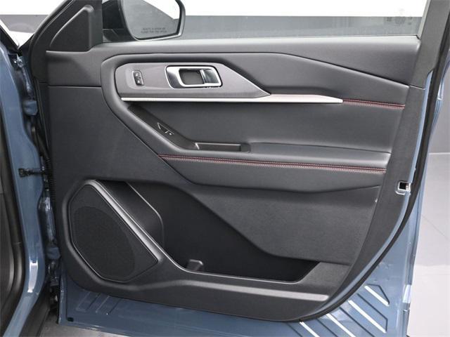 new 2025 Ford Explorer car, priced at $45,199