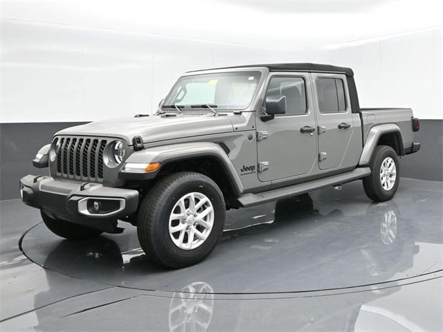 new 2023 Jeep Gladiator car, priced at $48,781