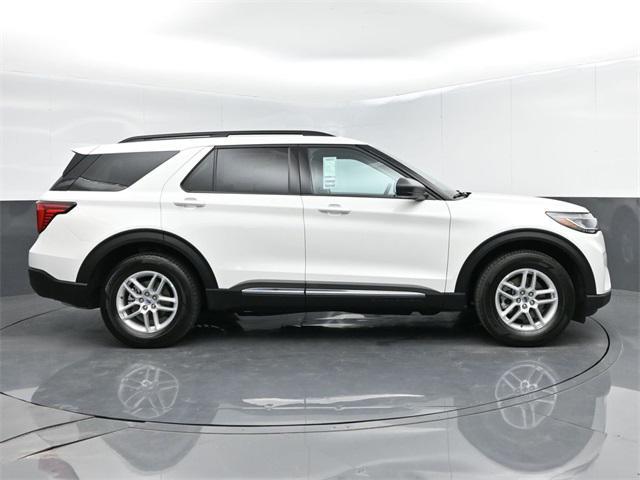 new 2025 Ford Explorer car, priced at $43,193