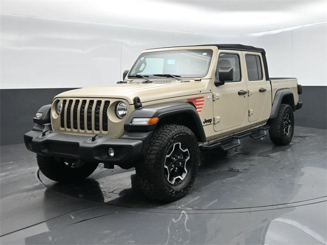 used 2020 Jeep Gladiator car, priced at $27,422