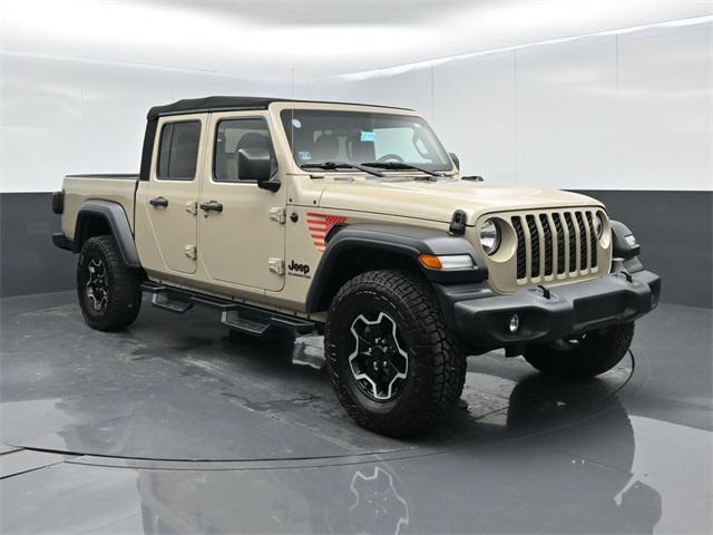 used 2020 Jeep Gladiator car, priced at $27,422